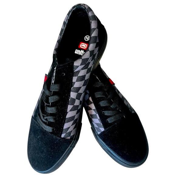 Ecko Unlimited Black and Gray Sneakers with Sporty Checkered Design - Picture 1 of 8